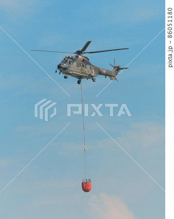 スイス空軍AS 332Mスーパーピューマ輸送ヘリコプター 86051180