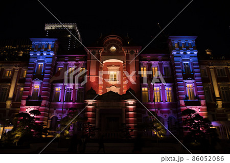 東京駅のライトアップ 東京駅のライトアップ 86052086