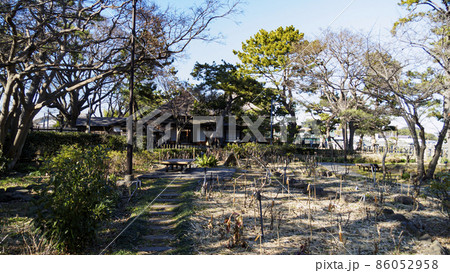神奈川県横浜市金沢区野島公園にある伊藤博文別邸の冬 神奈川県横浜市金沢区野島公園にある伊藤博文別邸の冬 86052958