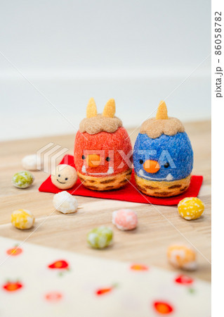 赤鬼と青鬼のかわいい節分のイメージ素材 赤鬼と青鬼のかわいい節分のイメージ素材 86058782