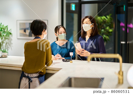 電子決済会計イメージ　撮影協力：WEEK芝大門（サンフロンティア不動産） 86060531