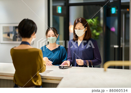 電子決済会計イメージ　撮影協力：WEEK芝大門（サンフロンティア不動産） 86060534