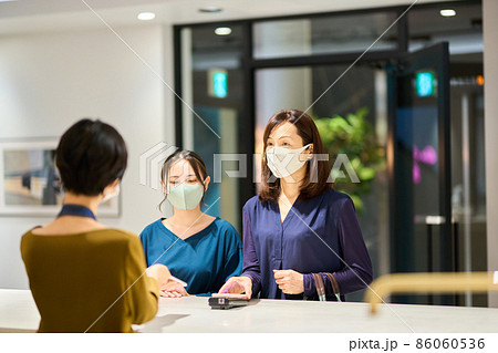 電子決済会計イメージ　撮影協力：WEEK芝大門（サンフロンティア不動産） 86060536