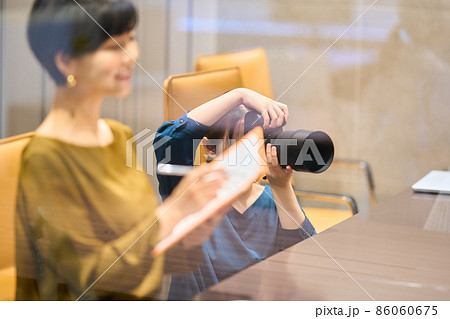 女性経営者取材イメージ 撮影協力:WEEK芝大門(サンフロンティア不動産) 女性経営者取材イメージ 撮影協力:WEEK芝大門(サンフロンティア不動産) 86060675