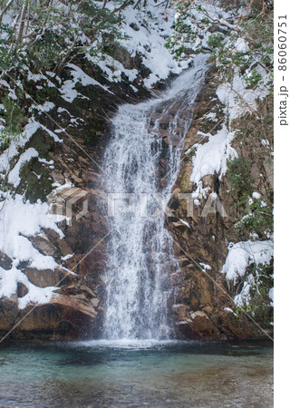 冬の長尾滝 86060751