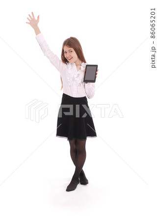 Beautiful young woman holding digital tablet 86065201