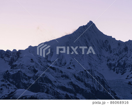 雲南省 梅里雪山 カワクボ峰 (太子峰) / Meili Snow Mountain, China 雲南省 梅里雪山 カワクボ峰 (太子峰) / Meili Snow Mountain, China 86068916