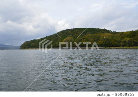 山中湖(山梨県南都留郡山中湖村) 山中湖(山梨県南都留郡山中湖村) 86069855