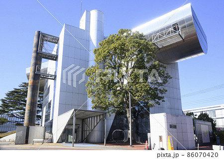 東工大　大岡山キャンパス正門と百年記念館　東京都目黒区 86070420