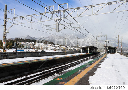 雪の和邇駅ホーム 雪の和邇駅ホーム 86070560