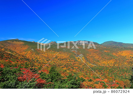 【福島県】錦秋の安達太良連峰 86072924