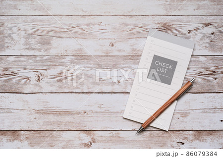 チェックリストとシャープペンシル チェックリストとシャープペンシル 86079384
