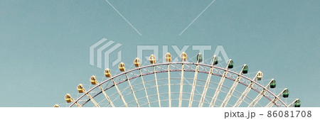 ノスタルジックな観覧車【Twitterのヘッダーに使える画像】 86081708