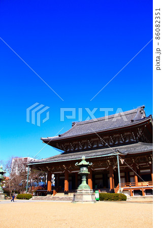 名古屋市、東別院本堂の風景 86082351