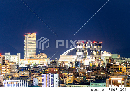 《福岡県》福岡市の夜景（南公園から撮影） 86084091