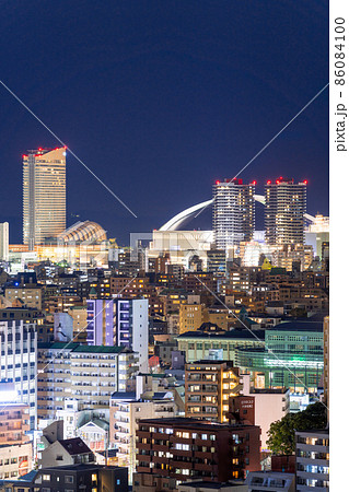 《福岡県》福岡市の夜景（南公園から撮影） 86084100