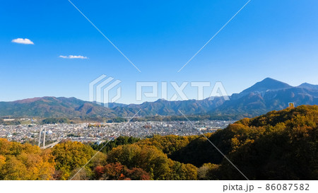 埼玉県秩父市 秋の秩父の街並み 秩父ミューズパーク展望台(旅立ちの丘)からの眺め 埼玉県秩父市 秋の秩父の街並み 秩父ミューズパーク展望台(旅立ちの丘)からの眺め 86087582
