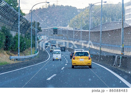 高速道路 走行イメージ(冬) 高速道路 走行イメージ(冬) 86088483
