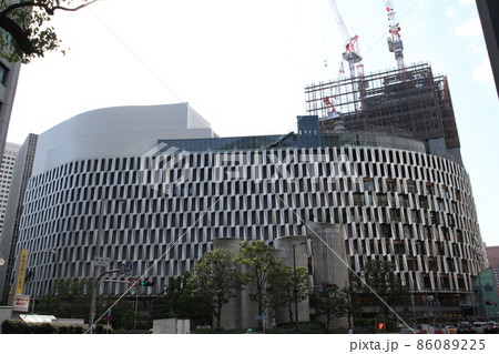 建設工事中の阪神百貨店梅田本店 建設工事中の阪神百貨店梅田本店 86089225