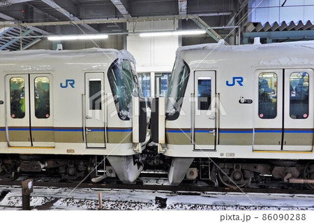 JR西日本 221系 B編成+B編成 連結部 JR西日本 221系 B編成+B編成 連結部 86090288