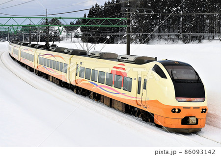 E653系1000番台　上越線② 86093142