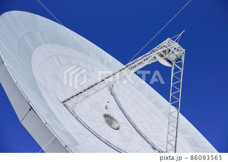 1月(冬) 野辺山宇宙電波観測所 45m電波望遠鏡のアップ 長野県南牧村 1月(冬) 野辺山宇宙電波観測所 45m電波望遠鏡のアップ 長野県南牧村 86093565