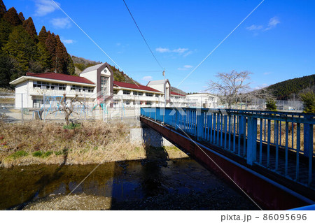 吉備中央町立御北小学校(旧吉備中央町立御北中学校)6 岡山県加賀郡吉備中央町 吉備中央町立御北小学校(旧吉備中央町立御北中学校)6 岡山県加賀郡吉備中央町 86095696