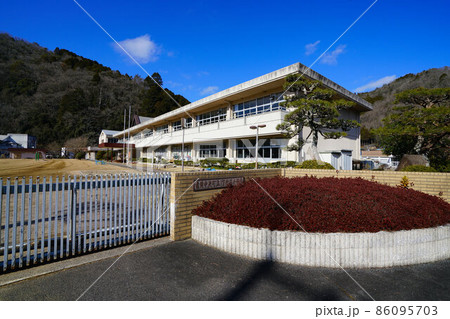 吉備中央町立下竹荘小学校6　岡山県加賀郡吉備中央町 86095703