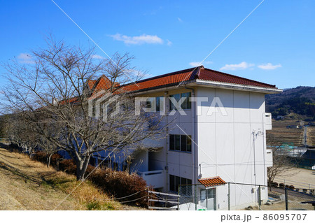 吉備中央町立上竹荘小学7 岡山県加賀郡吉備中央町 吉備中央町立上竹荘小学7 岡山県加賀郡吉備中央町 86095707