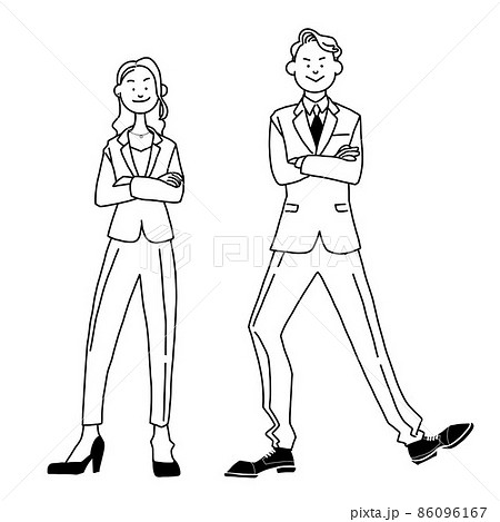腕を組む男女会社員 86096167