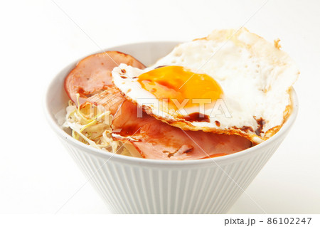 ハムエッグ丼 ハムエッグ丼 86102247