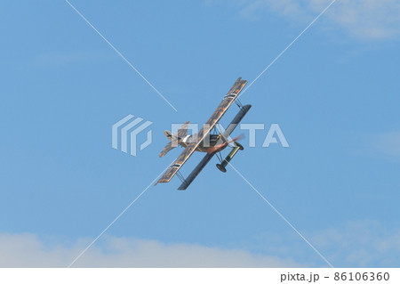 ドイツ空軍フォッカーD.VII戦闘機旋回 86106360