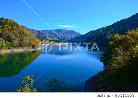 九頭竜湖 秋 夢のかけはしからの眺め 大野市 九頭竜湖 秋 夢のかけはしからの眺め 大野市 86111958