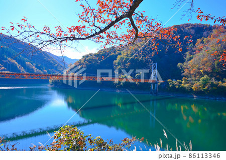 夢のかけはし　九頭竜湖　紅葉　大野市 86113346