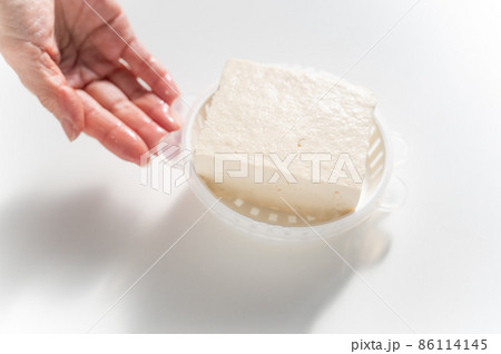豆腐の水切り容器 86114145