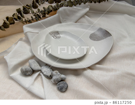 Set of Ceramic Plates with Dried flowers. Set of Ceramic Plates with Dried flowers. 86117250