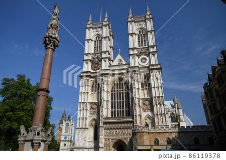 イギリスロンドン　世界遺産のウェストミンスター大寺院と聖マーガレット教会およびビッグベン 86119378