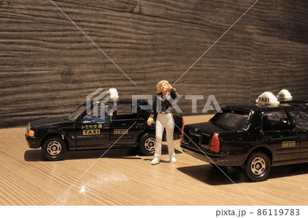 a small figure with the japan taxi 86119783