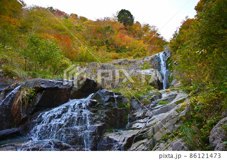 仏御前の滝 紅葉 大野市 仏御前の滝 紅葉 大野市 86121473