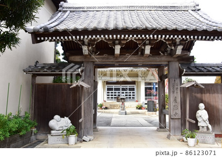 茅ヶ崎市　廣徳寺山門前 86123071