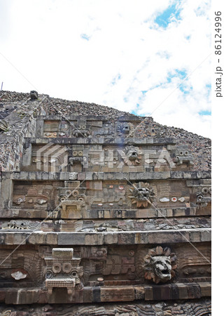 ラテンアメリカ最大の都市遺跡、メキシコのテオティワカン Teotihuacan 86124996