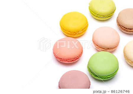 カラフルなマカロンの置き画 86126746
