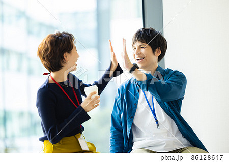 ビジネス　撮影協力：LINK FOREST 86128647