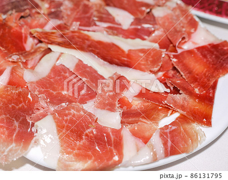 スペインの生ハム ハモン・セラーノ スペインの生ハム ハモン・セラーノ 86131795