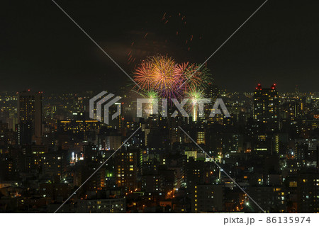 夜景と花火19 夜景と花火19 86135974
