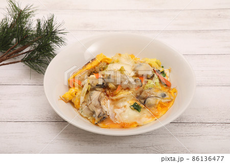 牡蠣オムレツ 86136477