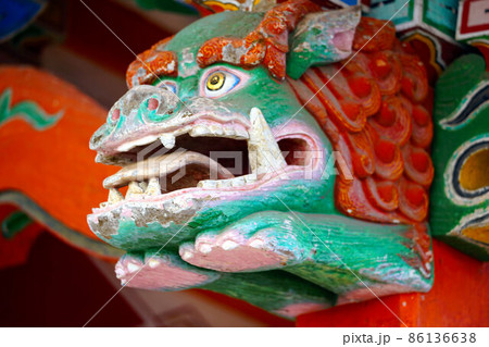 西身延・妙本寺　国指定重要文化財蕃神堂の阿形の龍の木鼻3　岡山県加賀郡吉備中央町 86136638