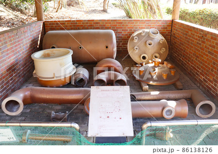 大久野島「陶磁器製毒ガス製造器具展示場」 大久野島「陶磁器製毒ガス製造器具展示場」 86138126