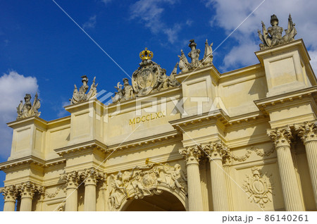 ポツダムのブランデンブルク門 86140261