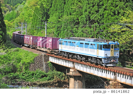 伯備線 新郷-足立 JR貨物 EF64-67(愛知)の写真素材 [86141862 伯備線 新郷-足立 JR貨物 EF64-67(愛知)の写真素材 [86141862